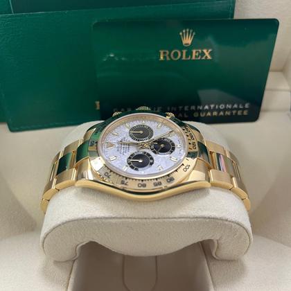 Rolex Daytona Yellow Gold Cosmograph Daytona 40 Watch - Meteorite and Black Dial - Oyster 116508 - Image 4