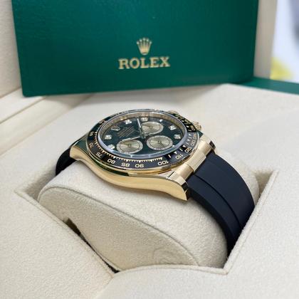 Rolex Daytona UNWORN Daytona 126518 Yellow Gold 40mm Black Diamond Dial Black Oysterflex Rubber - Image 6