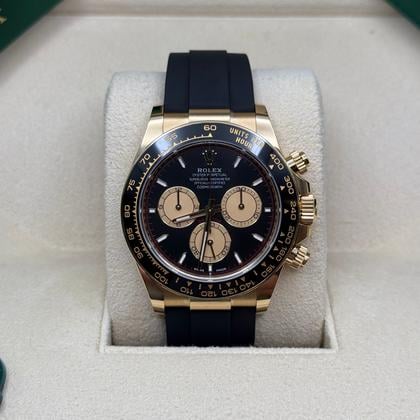 Rolex Daytona NEW 2025 Black and Gold Counter Rings Dial Oyster-Flex Bracelet