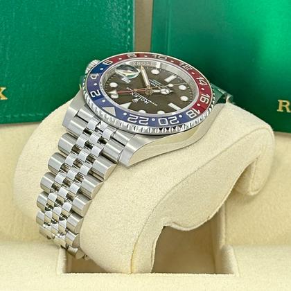 Rolex GMT-Master II PEPSI Mint 2022 40mm Black Dial Jubilee 126710BLRO-0001 - Image 9