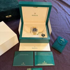 Rolex Daytona Cosmograph Daytona Rolex Cosmograph Daytona in full 18k Yellow Gold New in Box