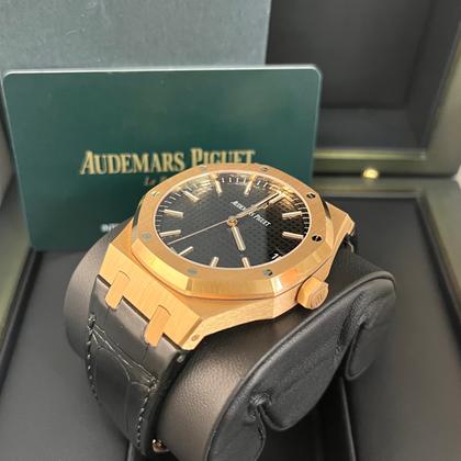 Audemars Piguet Royal Oak Selfwinding Date 41mm Rose Gold Black Dial Black Leather 15500OR - Image 6