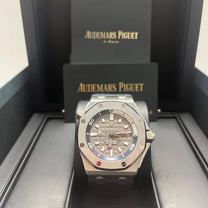 Audemars Piguet Royal Oak Offshore Diver (15720ST.OO.A009CA.01) - Image 8