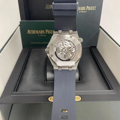 Audemars Piguet Royal Oak Offshore Diver (15720ST.OO.A009CA.01) - Image 3