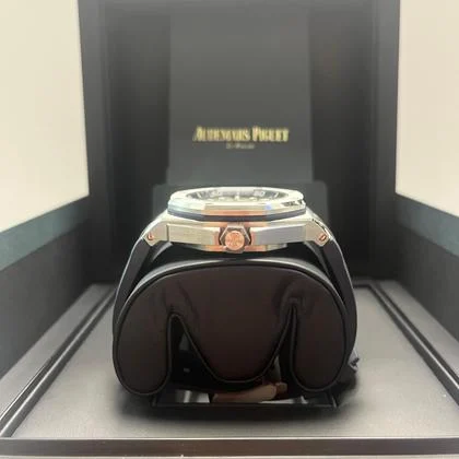 Audemars Piguet Royal Oak Offshore Diver (15720ST.OO.A009CA.01) - Image 7