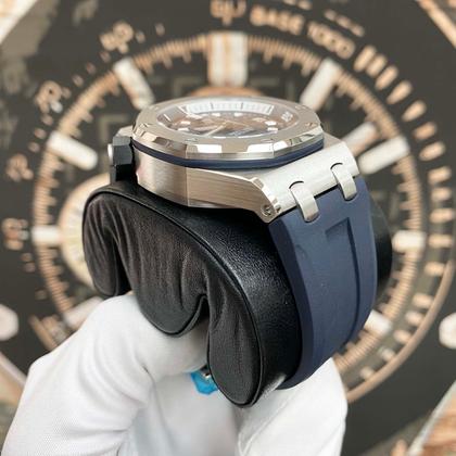 Audemars Piguet Royal Oak Offshore Diver Blue Dial 15720ST.OO.A027CA.01 - Image 2