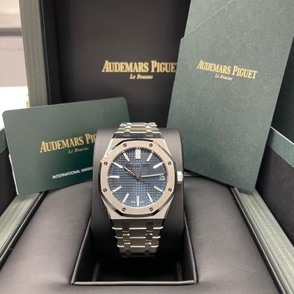 Audemars Piguet Royal Oak Selfwinding UNWORN Royal Oak Selfwinding Blue Dial 41mm 15510ST.OO.1320ST.06 Stainless Steel Full Set Unworn Complete Box & Papers