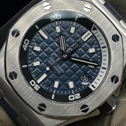 Audemars Piguet Royal Oak Offshore Diver 15720ST.OO.A027CA.01