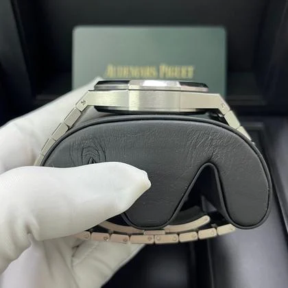 Audemars Piguet Royal Oak Chronograph Stainless Steel Black Dial White Sub-Dials 26331st - Image 5