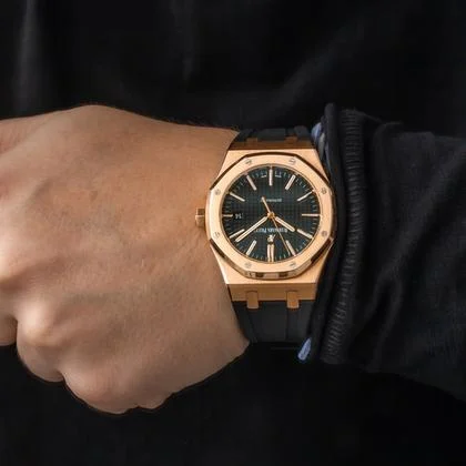 Audemars Piguet Royal Oak Selfwinding 15400or.oo.d002cr.01 Automatic 18k Gold 41mm Box & Papers - Image 8