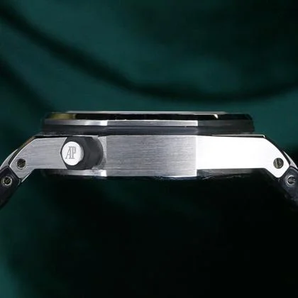 Audemars Piguet Royal Oak Offshore Diver MINT COMPLETE SET Royal Oak Offshore Diver Scuba Orange 42MM Black Orange Dial 15701ST - Image 4