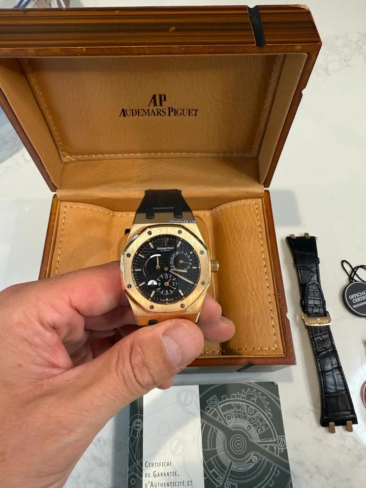 Audemars Piguet Royal Oak Dual Time 26120OR.OO.D002CR.01 - Image 3