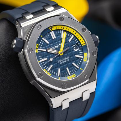 Audemars Piguet Royal Oak Offshore Diver Blue/Yellow 42mm 15710ST.OO.A027CA.01 Full Set - Image 17