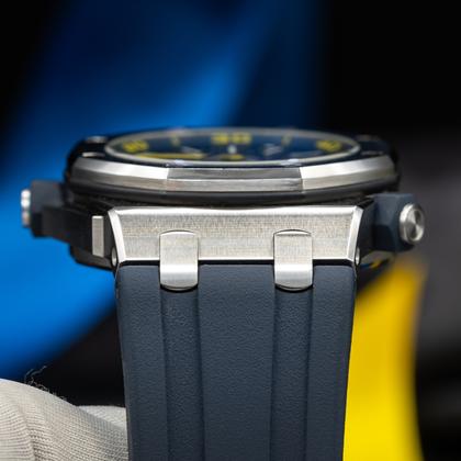 Audemars Piguet Royal Oak Offshore Diver Blue/Yellow 42mm 15710ST.OO.A027CA.01 Full Set - Image 8