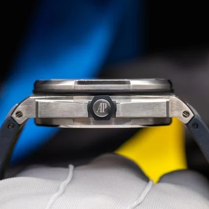 Audemars Piguet Royal Oak Offshore Diver Blue/Yellow 42mm 15710ST.OO.A027CA.01 Full Set - Image 13