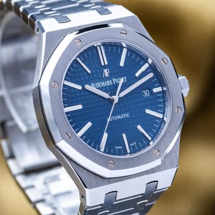 Audemars Piguet Royal Oak Selfwinding 41mm Blue Dial Stainless Steel AP 15400ST - Complete Set - Image 14