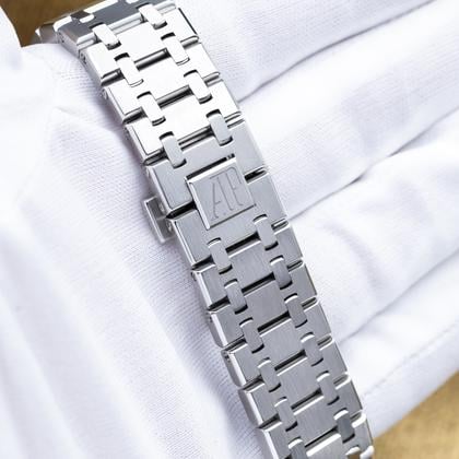 Audemars Piguet Royal Oak Selfwinding 41mm Blue Dial Stainless Steel AP 15400ST - Complete Set - Image 11