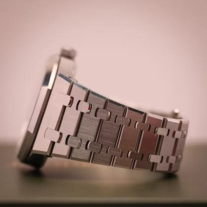 Audemars Piguet Royal Oak Selfwinding 2022 50th ANNIVERSARY COMPLETE BEST PRICE Royal Oak Selfwinding 41 mm - Image 4