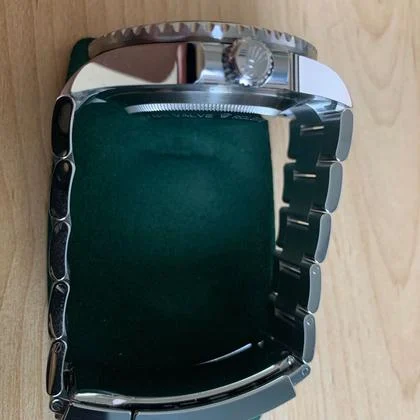 Rolex Sea-Dweller 126600 – 2024 – Full Set – Unworn - Image 6