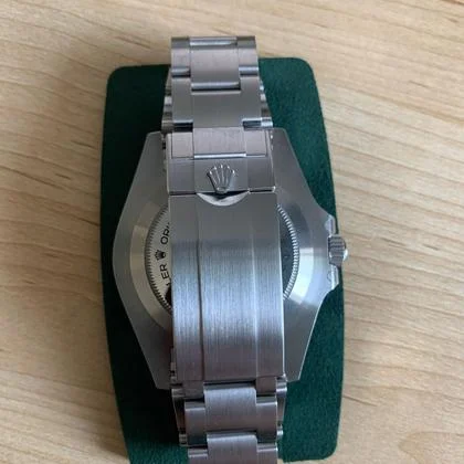 Rolex Sea-Dweller 126600 – 2024 – Full Set – Unworn - Image 4