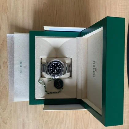 Rolex Sea-Dweller 126600 – 2024 – Full Set – Unworn - Image 10