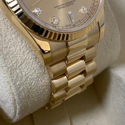 Rolex Day-Date 36 Like NEW V serial Day-Date "President" Yellow Gold Champagne Diamond Dial 118238 FULL SET - Image 9