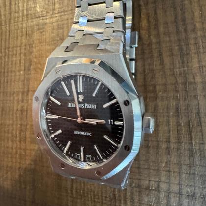 Audemars Piguet Royal Oak Selfwinding Full set inc original box travel box all papers. 1 owner - Image 9