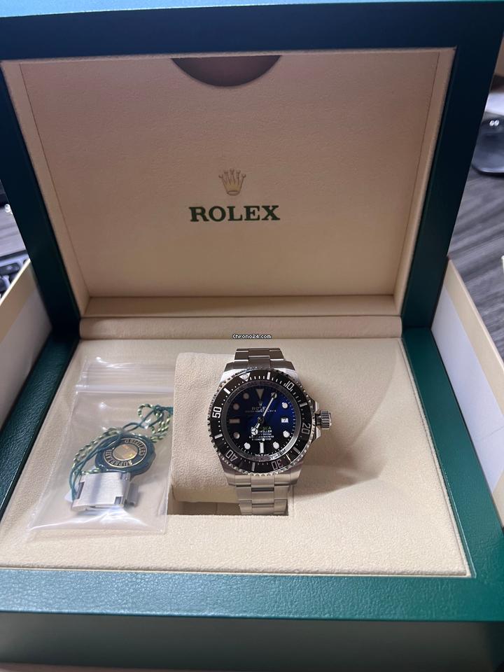 Rolex Sea-Dweller Deepsea 136660 D-Blue (2021) - Image 2
