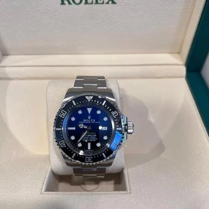Rolex Sea-Dweller Deepsea 136660 D-Blue (2021) - Image 7