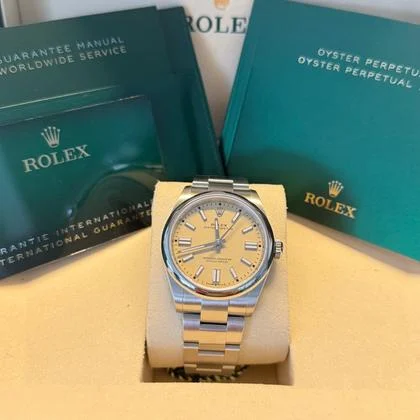 Rolex Oyster Perpetual 40mm NEW 2025/Beije/134300
