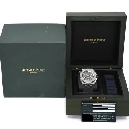 Audemars Piguet Royal Oak Offshore Diver 15720ST.OO.A009CA.01 - Image 2