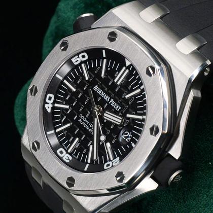 Audemars Piguet Royal Oak Offshore Diver MINT COMPLETE SET Royal Oak Offshore Diver Black Dial Stainless Steel 15703ST - Image 9