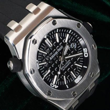 Audemars Piguet Royal Oak Offshore Diver MINT COMPLETE SET Royal Oak Offshore Diver Black Dial Stainless Steel 15703ST - Image 11