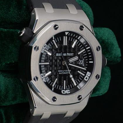 Audemars Piguet Royal Oak Offshore Diver MINT COMPLETE SET Royal Oak Offshore Diver Black Dial Stainless Steel 15703ST - Image 12