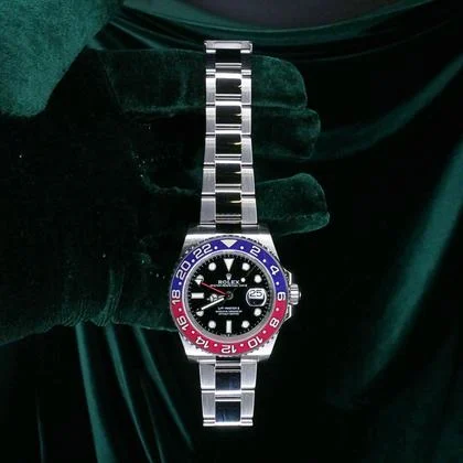 Rolex GMT-Master II 2025 NEW UNWORN GMT-Master II "Pepsi" Black Dial Red/Blue Ceramic Oyster Steel 126710BLRO - Image 4