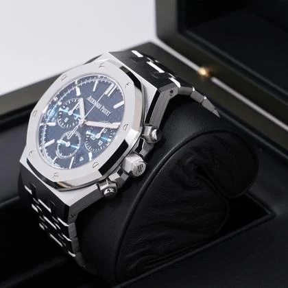Audemars Piguet Royal Oak Chronograph Selfwinding Chronograph - Image 6