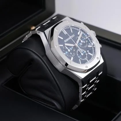 Audemars Piguet Royal Oak Chronograph Selfwinding Chronograph - Image 5