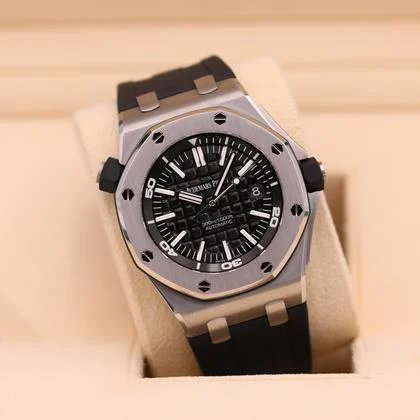 Audemars Piguet Royal Oak Offshore Diver Black Dial - Image 8