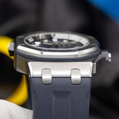 Audemars Piguet Royal Oak Offshore Diver Blue Dial Diver 15720.OO.A027CA.01 Full Set - Image 8