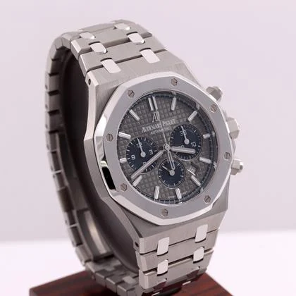 Audemars Piguet Royal Oak Chronograph 41mm Titanium/Platinum Gray/Blue 500 Pieces 26331IP - Image 9