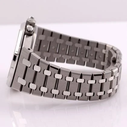 Audemars Piguet Royal Oak Chronograph 41mm Titanium/Platinum Gray/Blue 500 Pieces 26331IP - Image 8