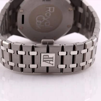 Audemars Piguet Royal Oak Chronograph 41mm Titanium/Platinum Gray/Blue 500 Pieces 26331IP - Image 6