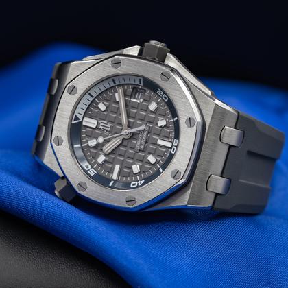 Audemars Piguet Royal Oak Offshore Diver 2024 Royal Oak Offshore Diver-Grey Dial with Quick Change Strap System includes 2 straps - Image 11