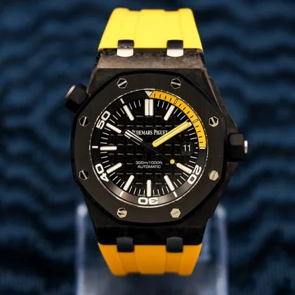 Audemars Piguet Royal Oak Offshore Diver 42 mm Full Set Crushed Carbon 15706AU.00.A002CA.01 - Image 12