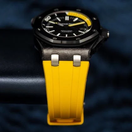 Audemars Piguet Royal Oak Offshore Diver 42 mm Full Set Crushed Carbon 15706AU.00.A002CA.01 - Image 8