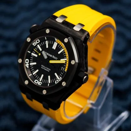 Audemars Piguet Royal Oak Offshore Diver 42 mm Full Set Crushed Carbon 15706AU.00.A002CA.01 - Image 10