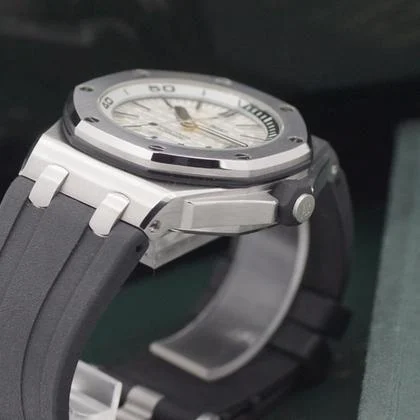 Audemars Piguet Royal Oak Offshore Diver 15710ST Full Set 2016 LC EU - Image 7