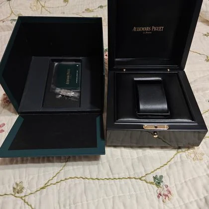 Audemars Piguet Royal Oak Chronograph 26715st - Image 4