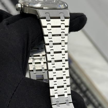 Audemars Piguet Royal Oak Selfwinding Naked - Image 5