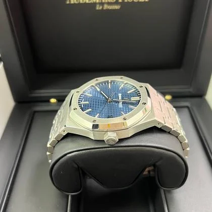 Audemars Piguet Royal Oak Selfwinding 41mm Stainless Steel Blue Dial - Image 8